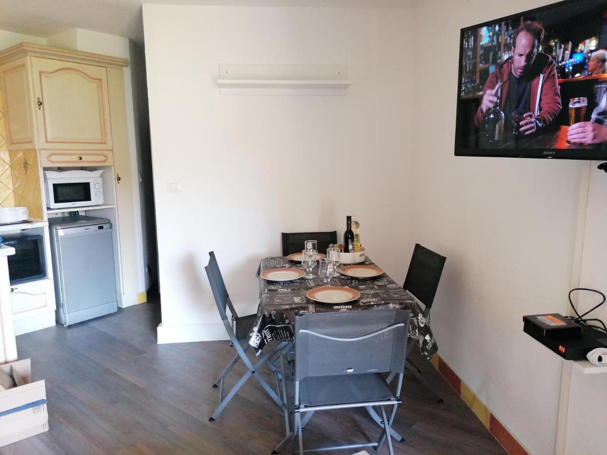 appartement au LAGON BLEU à Fréjus, garage, tennis&piscine 1200 M2 Exterior foto