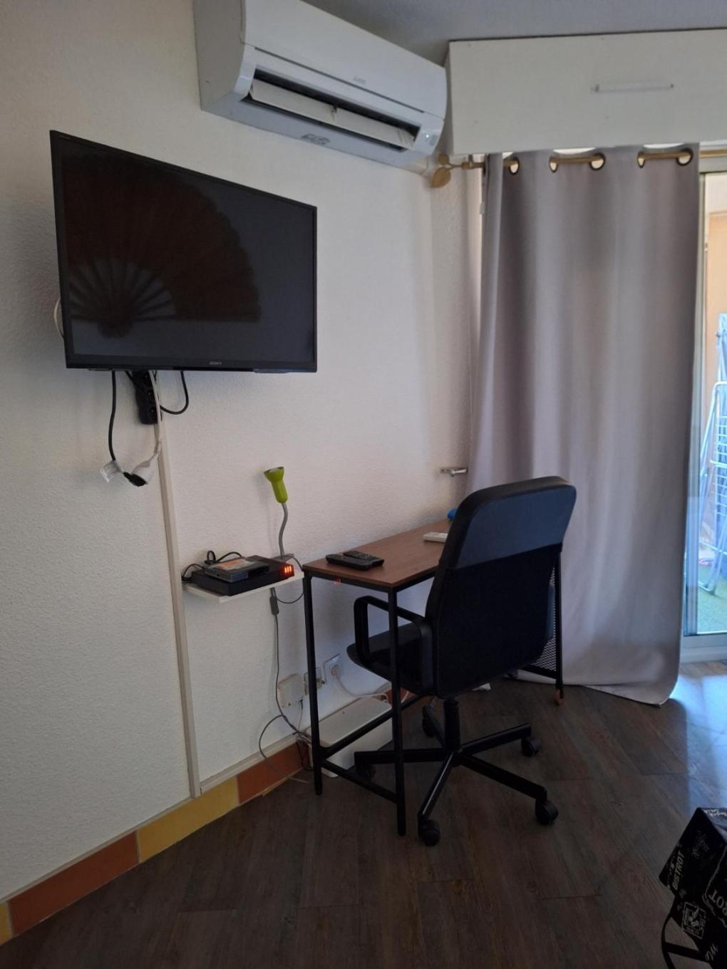 appartement au LAGON BLEU à Fréjus, garage, tennis&piscine 1200 M2 Exterior foto